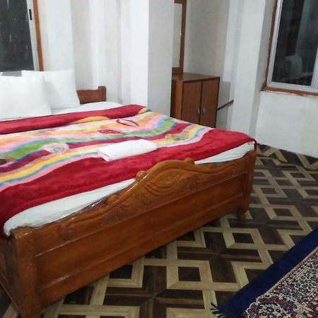 Nirala Guest House Дарджилинг Екстериор снимка