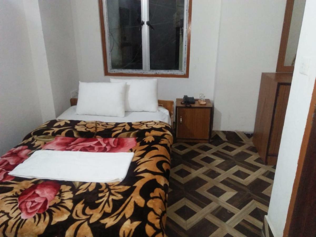 Nirala Guest House Дарджилинг Екстериор снимка